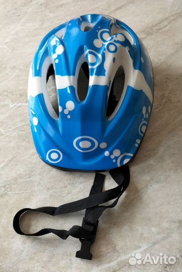 Шлем велосипедный и перчатки