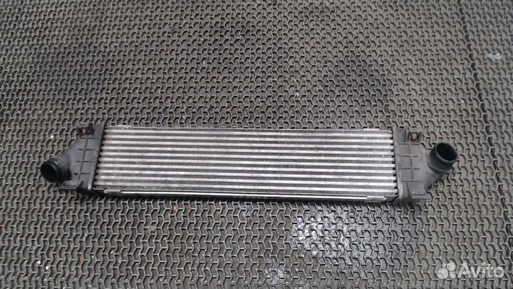 Радиатор интеркулера Volvo V70, 2010