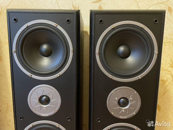Напольная акустика Magnat monitor supreme 1000