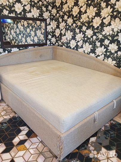 Кровать тахта