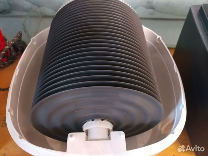 Увлажнитель - мойка воздуха Winia