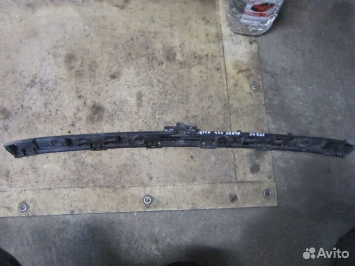 Кронштейн заднего бампера VW Jetta 2011-2018 (5C68