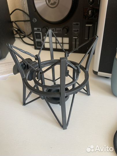 Akg p420 студийный конденсаторный микрофон