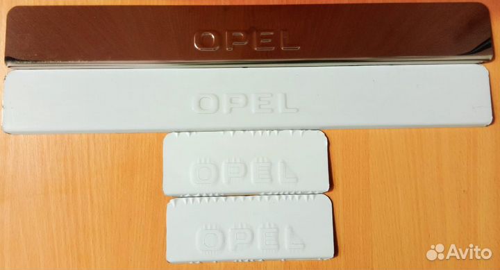 Накладки на пороги Opel Astra 2013 (нержавейка)