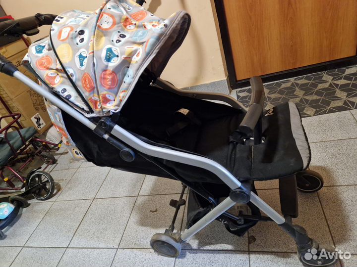 Прогулочная коляска