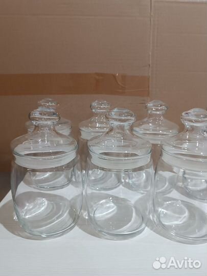 Банка стеклянная с крышкой