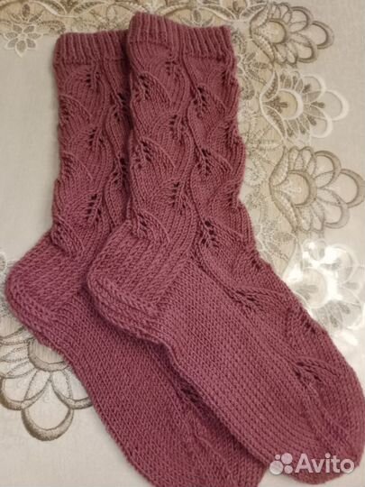 Вязаные носки женские