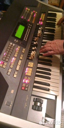 Орган Hammond XE-1