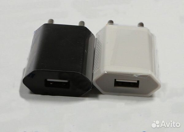 1035 Адаптер эл.питания 220V USB 5V 1000mA (10шт)