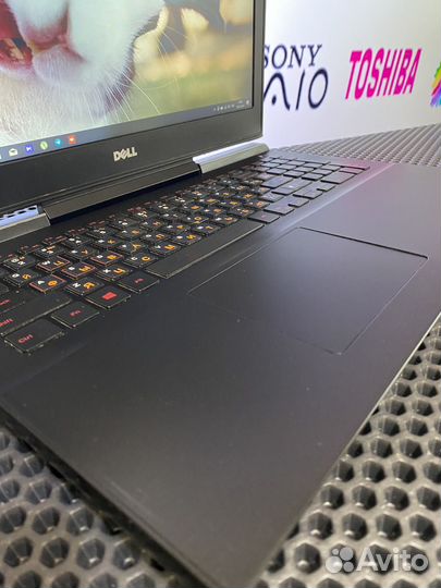 Игровой ноутбук Dell