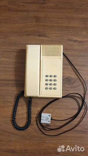 Телефонный аппарат телур-201