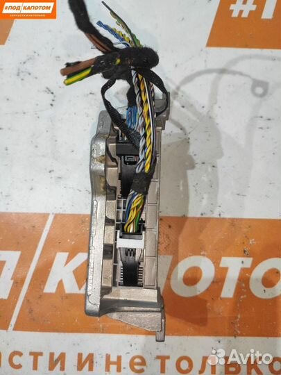 Блок управления подушками безопасности BMW 1 E87