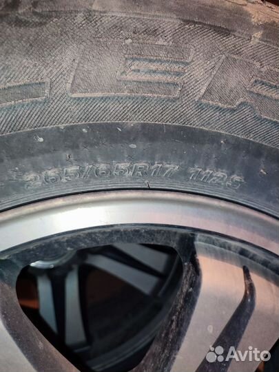 Bridgestone Dueler H/T 265/65 R17 112S