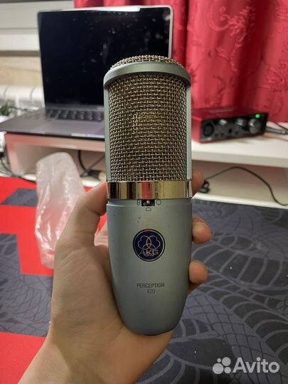 Микрофон AKG P420