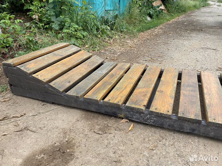 Шезлонг лежак деревянный