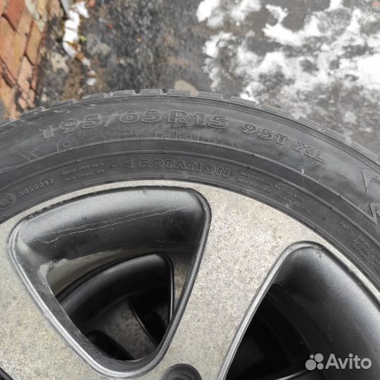Колеса R15/195/65 зимние шипо ванные