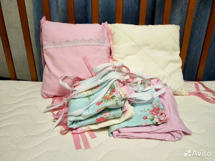 Кроватка детская с матрасом