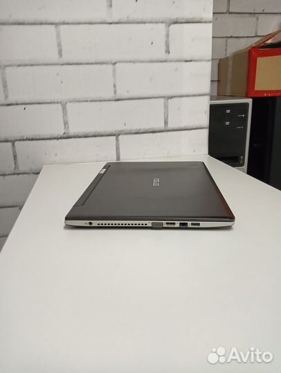 Мощный игровой ноутбук 500SSD+500HDD, 8Gb, GT740