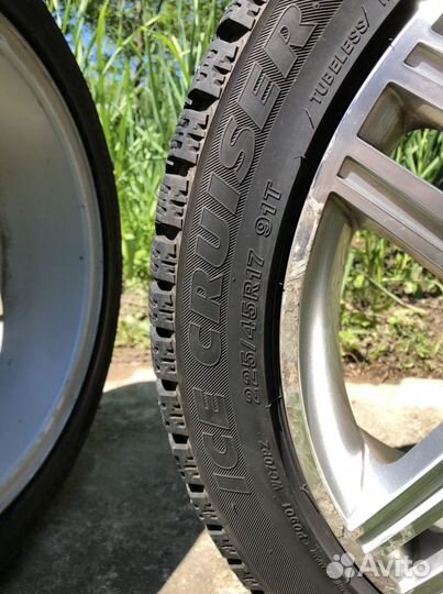 Зимние колеса в сборе Mercedes C class R17