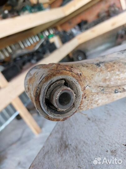 Задний рычаг Opel Omega B