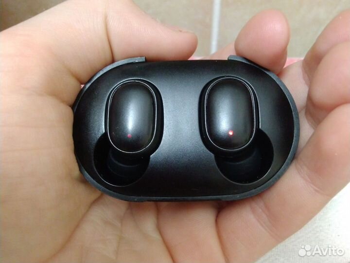 Без проводные наушники AirDots