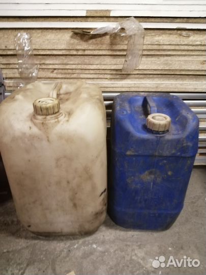 Канистра пластиковая