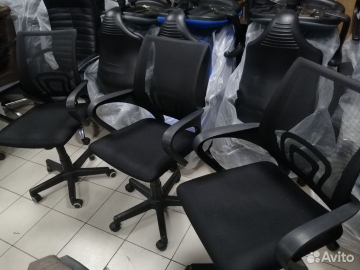 Компьютерное кресло сеточное