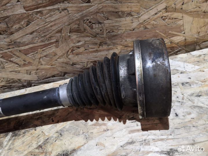 Привод левый Volkswagen Passat B7 1.2 1.4 DSG