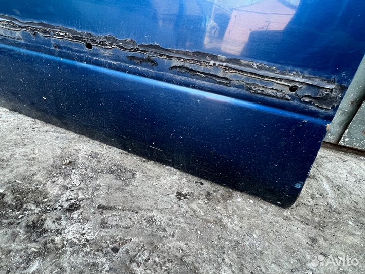 Дверь передняя левая Nissan Primera P11