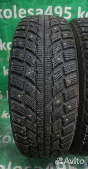 Kumho I'Zen RV Stud KC16 215/70 R16 100T