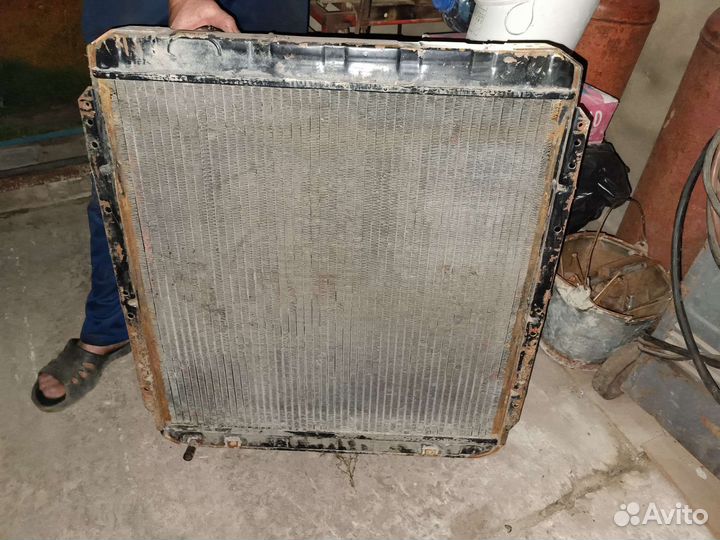 Продам радиатор камаз