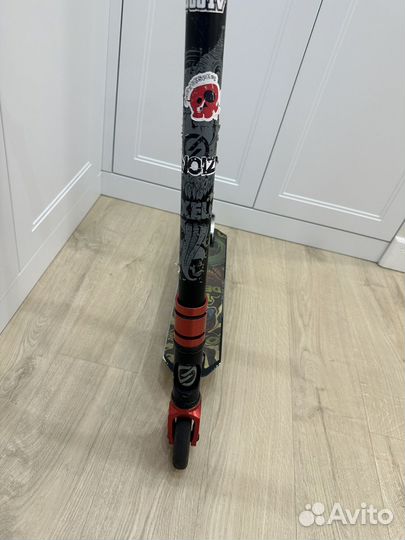 Самокат трюковой Oxelo