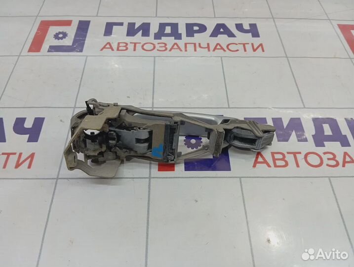 Ручка двери наружная передняя левая Volkswagen Passat B5