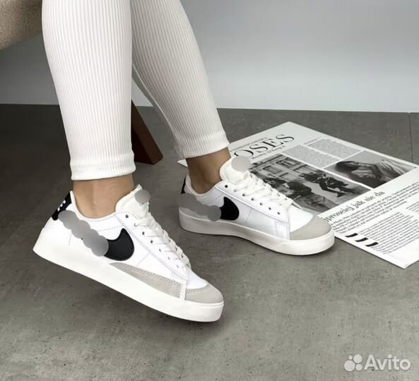 Кроссовки женские nike