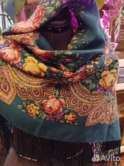 Павловопосадский платок Незнакомка