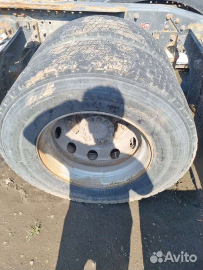 Резина 315 70 22.5 зад
