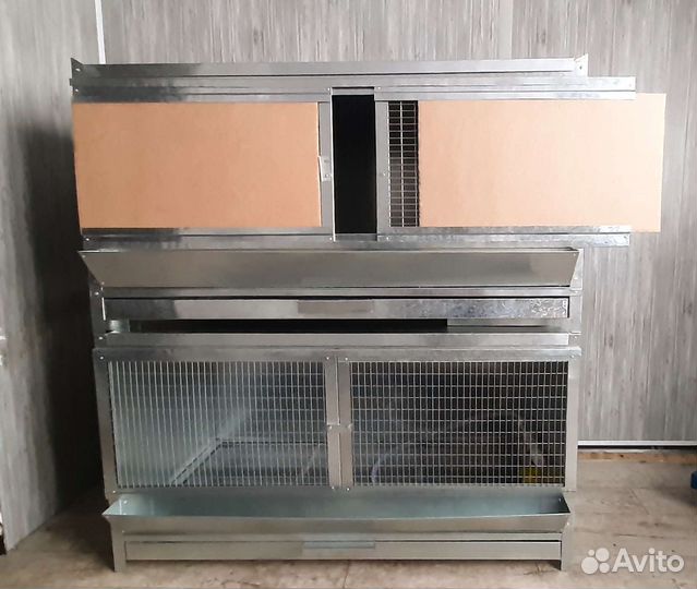 Брудера и клетки для домашней птицы