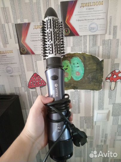 Фен щетка новая
