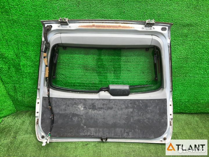 Дверь 5-я nissan avenir