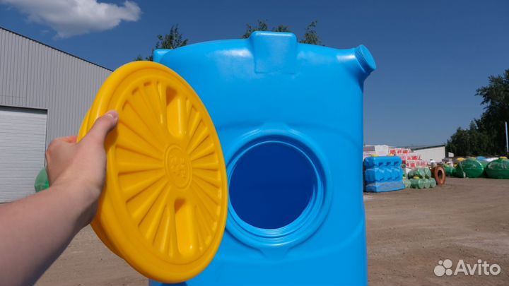 Емкость под воду 750 литров плоская форма