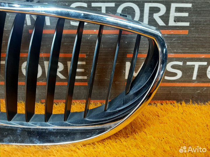 Решетка радиатора левая Bmw 5-Series E60 M54B30