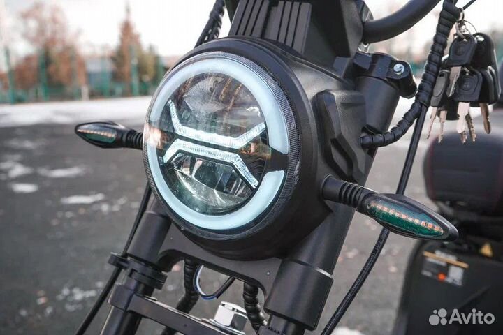 Электроскутер полноприводный