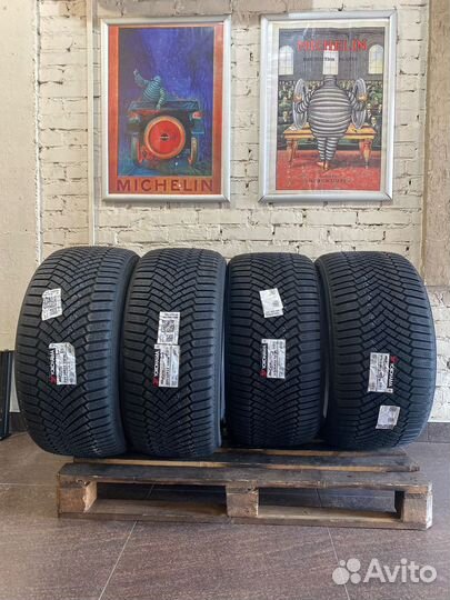 Yokohama BluEarth Winter V906 285/35 R22 и 315/30 R22 106W