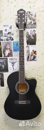 Продам акустическую гитару Caravan Music