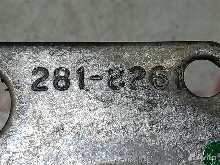 Втулка выпускного коллектора CAT15 2818261