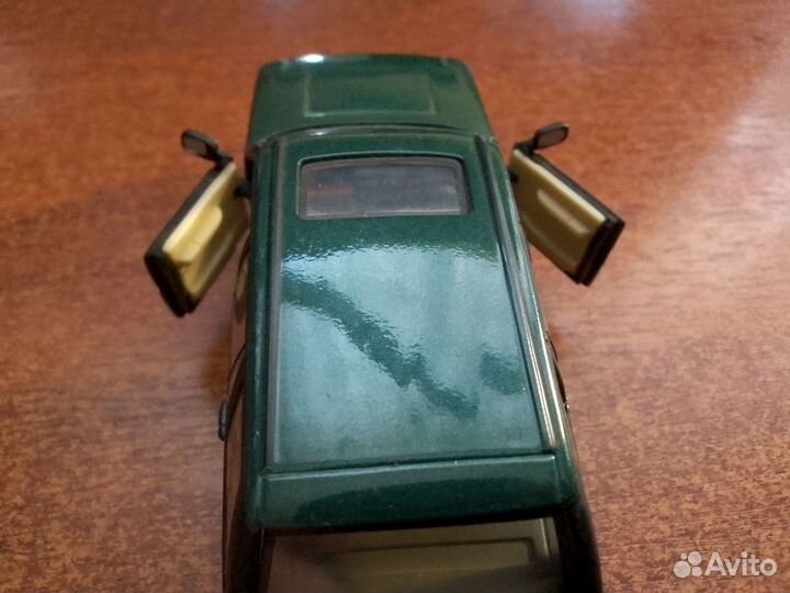 Модель 1 43 Cararama Range Rover 4.6 HSE