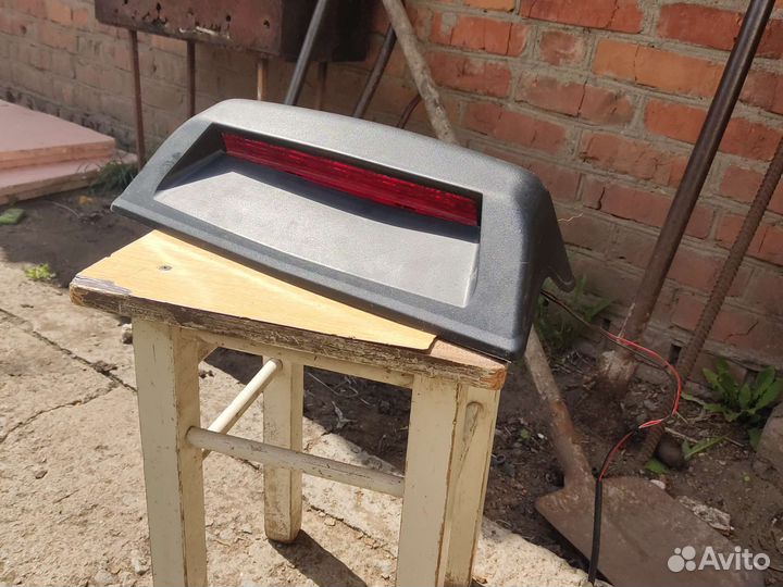 Стоп сигнал Nexia n150