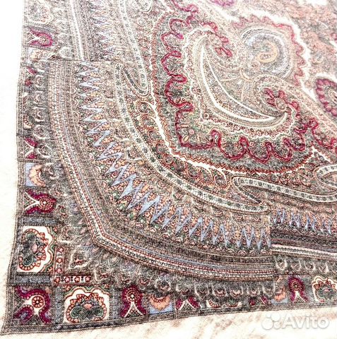 Павловопосад. Платок Шаль 1.35смХ1.35см