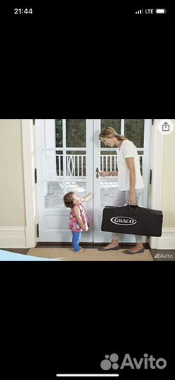 Манеж-кровать Graco