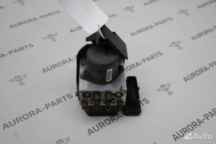 Блок ABS Jeep Grand Cherokee WK2